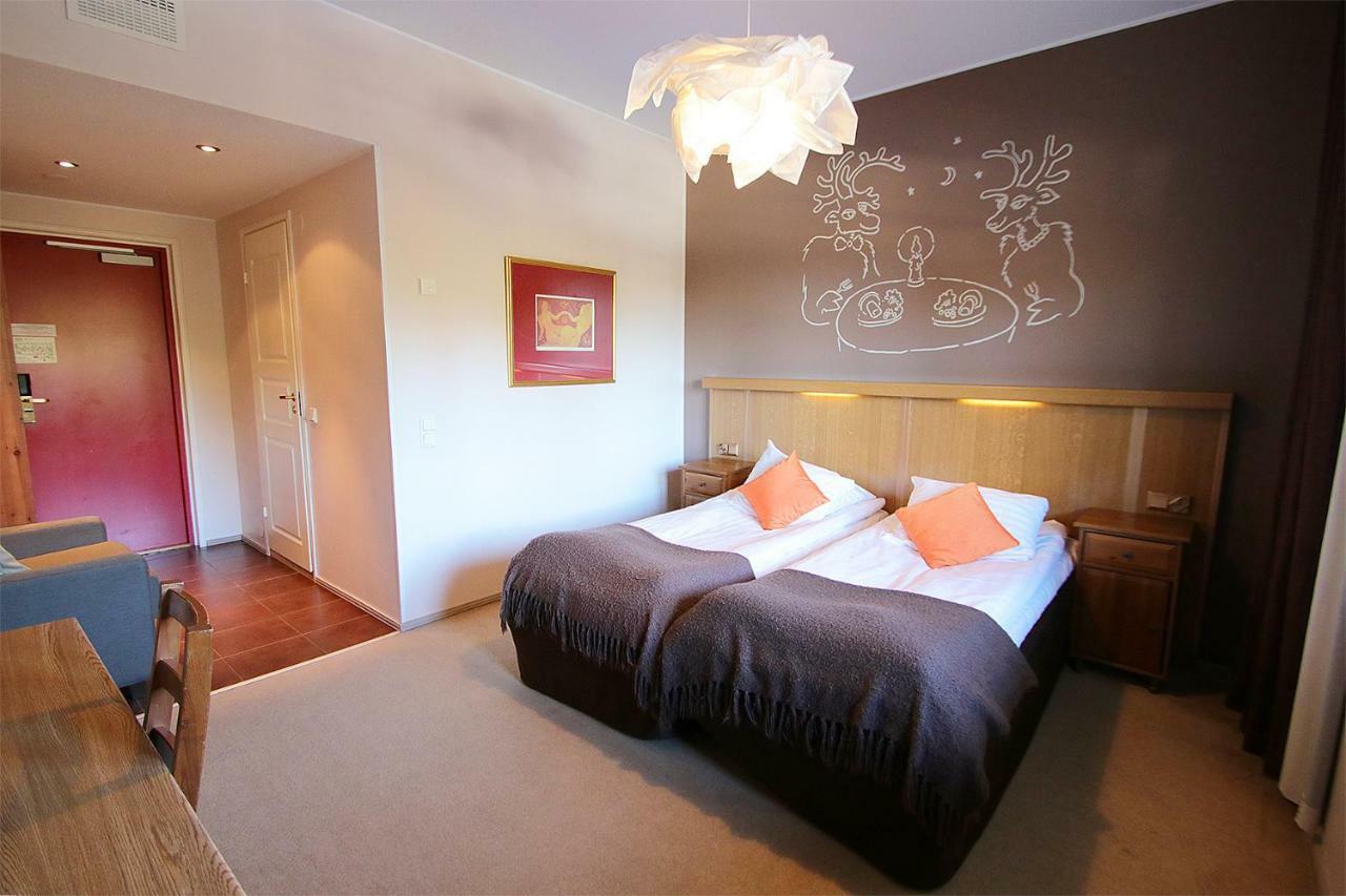 Hotel Hullu Poro เลวี ภายนอก รูปภาพ
